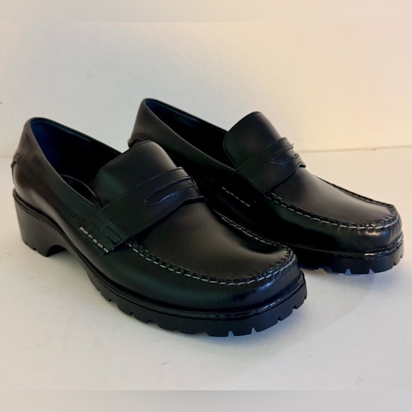 Bass Shoes - Bass Women’s Black platform Leather Penny Loafers Size 8M